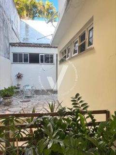 CASA DE 245 M² NO BAIRRO GRAGERU