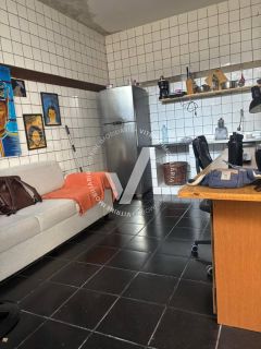CASA DE 245 M² NO BAIRRO GRAGERU