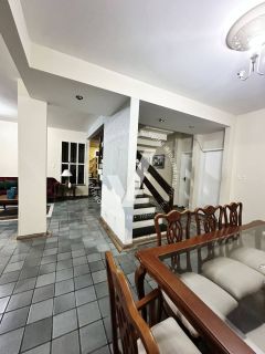 CASA DE 245 M² NO BAIRRO GRAGERU