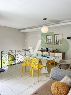 CASA DE 246 M² NO BAIRRO LUZIA