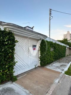 CASA DE 330 M² NO BAIRRO GRAGERU