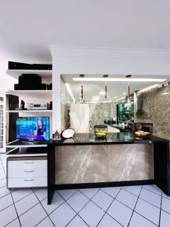 CASA DE 330 M² NO BAIRRO GRAGERU