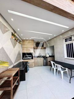 CASA DE 330 M² NO BAIRRO GRAGERU
