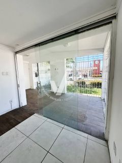 CASA DE 300 M² NO BAIRRO SALGADO FILHO