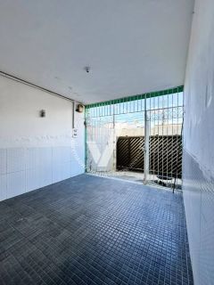 CASA DE 300M² NO BAIRRO CIRURGIA