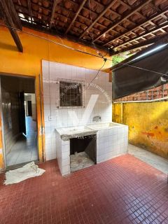 CASA DE 300M² NO BAIRRO CIRURGIA