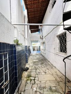 CASA DE 300M² NO BAIRRO CIRURGIA