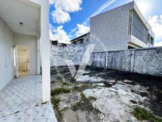 CASA DE 150M² NO BAIRRO JABOTIANA