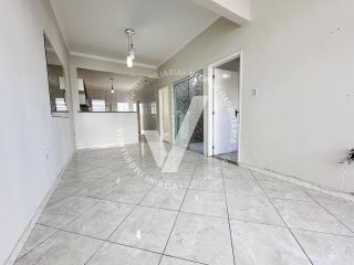 CASA DE 150M² NO BAIRRO JABOTIANA