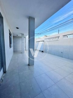CASA DE 150M² NO BAIRRO JABOTIANA