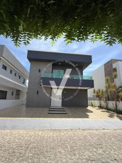 CASA DE ALTO PADRÃO COM PISCINA À VENDA NO CONDOMÍNIO FRAGATTA