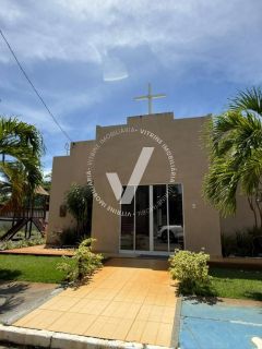 CASA DE ALTO PADRÃO COM PISCINA À VENDA NO CONDOMÍNIO FRAGATTA