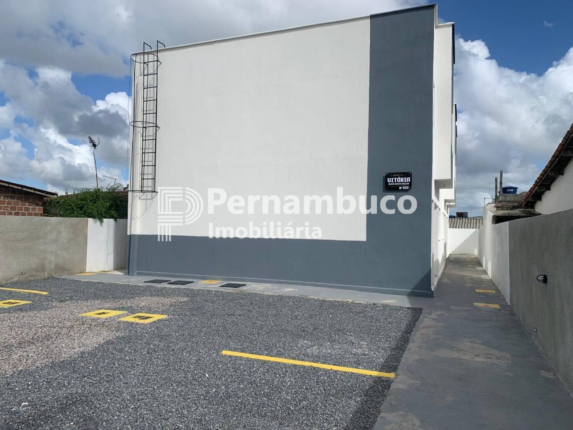 Apartamento Para Vender com 02 quartos: Residencial Vitória em Desterro - Abreu E Lima