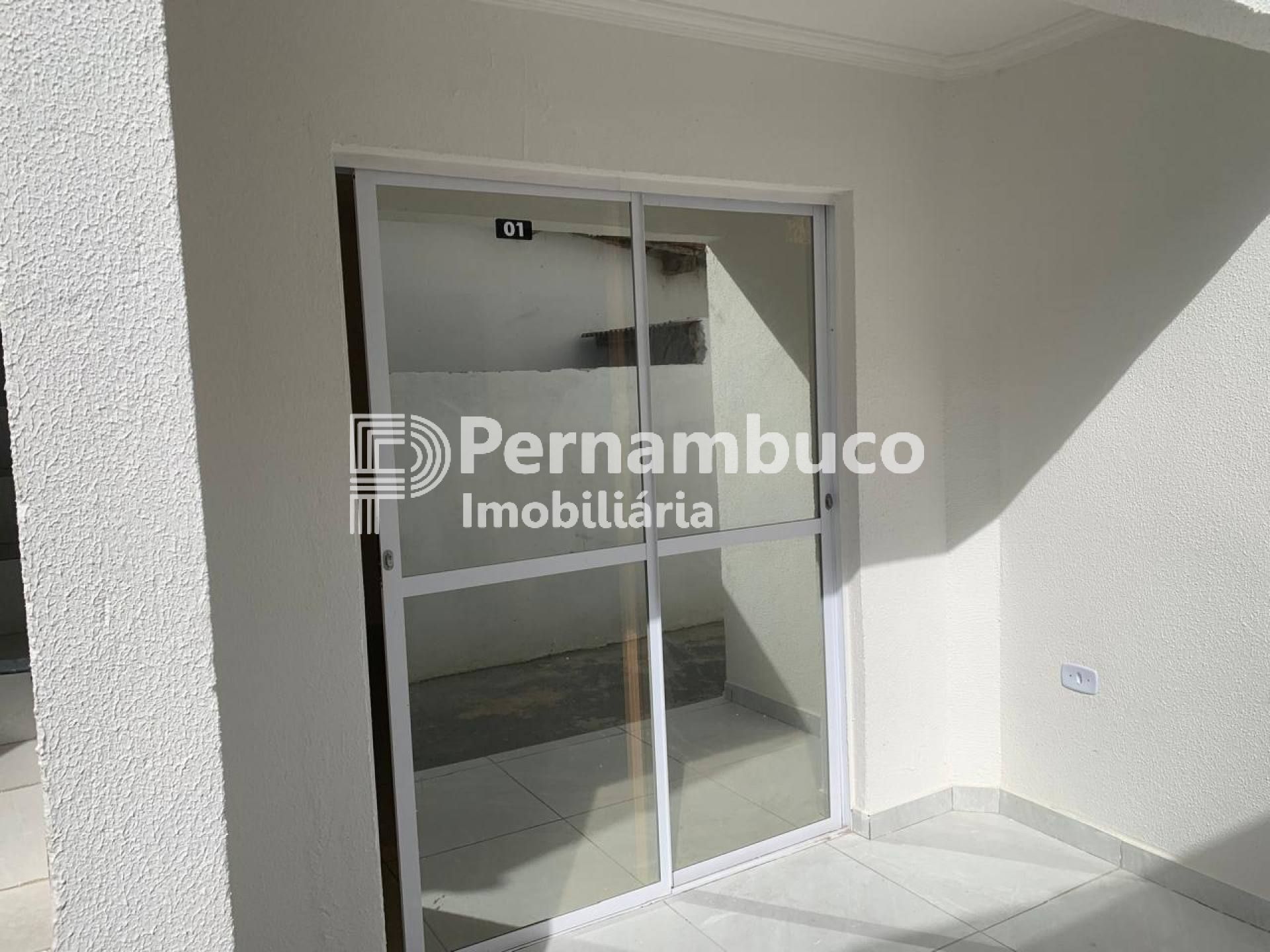 Apartamento Para Vender com 02 quartos: Residencial Vitória em Desterro - Abreu E Lima
