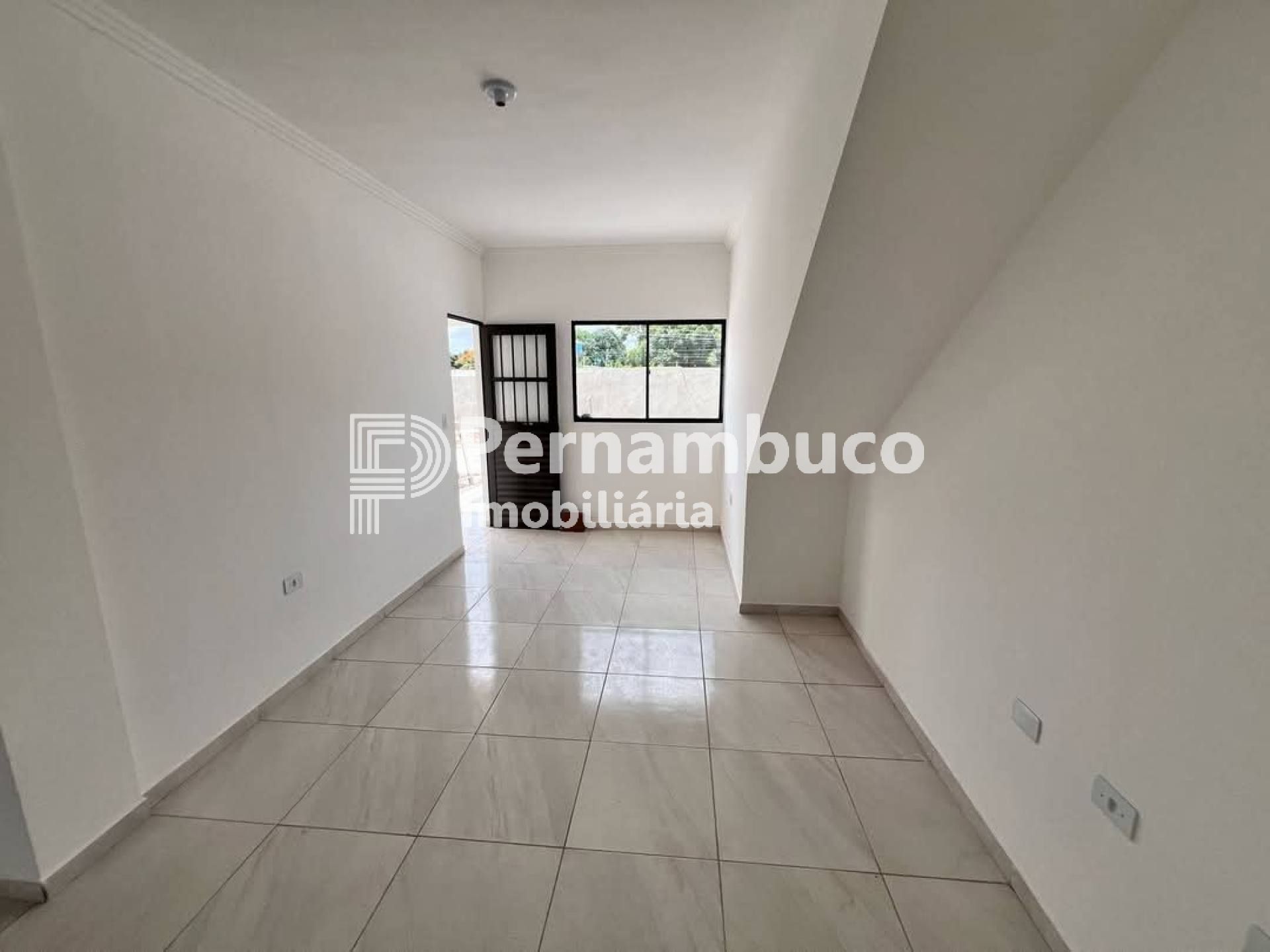Apartamento Para Vender com 02 quartos: Residência cortergada  PE 35 em Igarassu