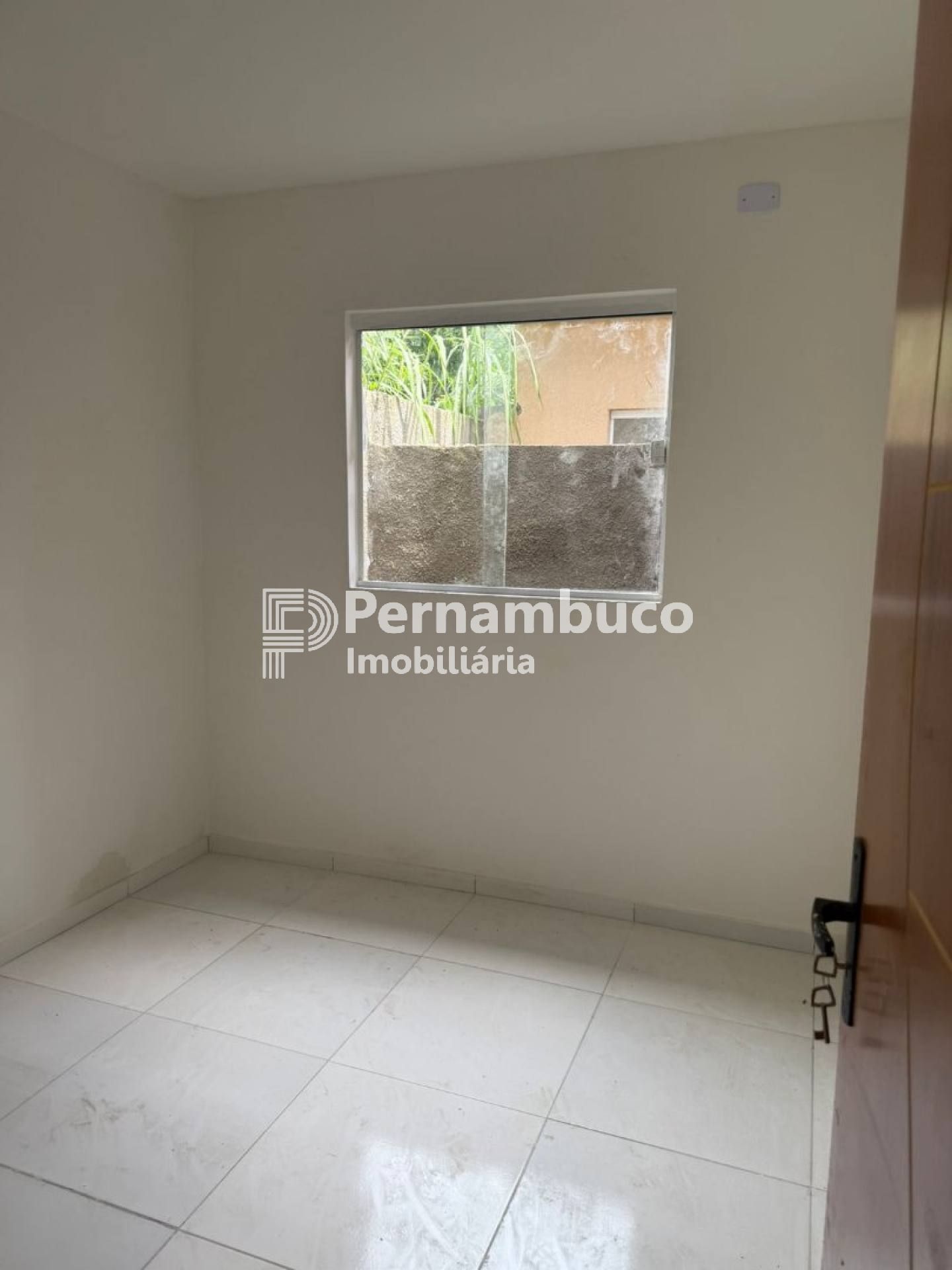 Casa Para Vender com 2 quartos no bairro Maria Farinha em Paulista