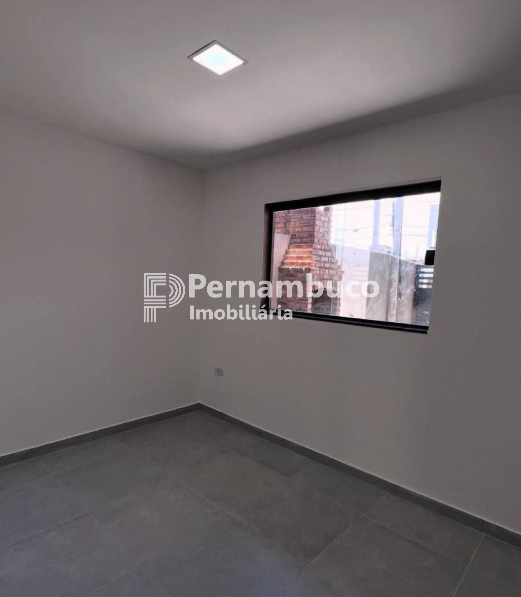 Casa Para Vender com 3 quartos 1 suítes: Residencial Roma no bairro Janga em Paulista
