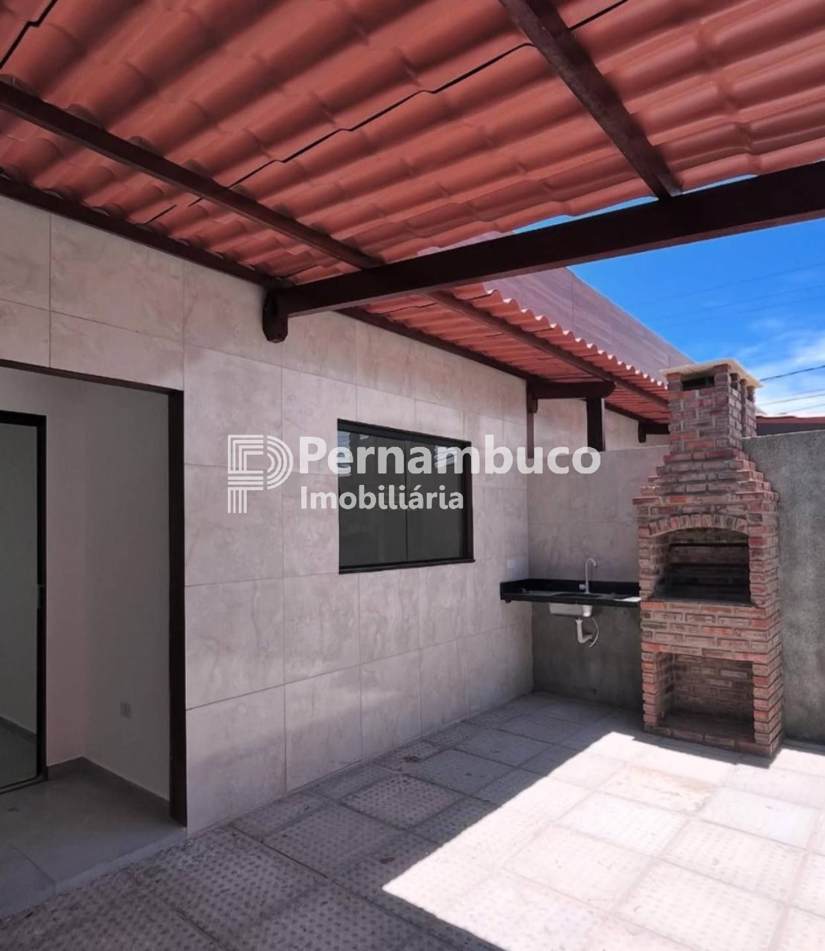 Casa Para Vender com 3 quartos 1 suítes: Residencial Roma no bairro Janga em Paulista