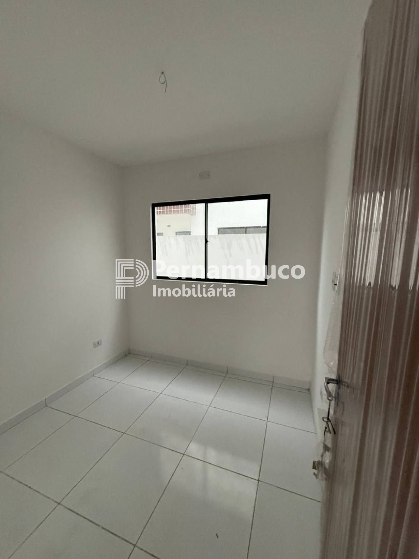 Apartamento Para Vender com 2 quartos: Residencial  Ouro no bairro Pau Amarelo em Paulista
