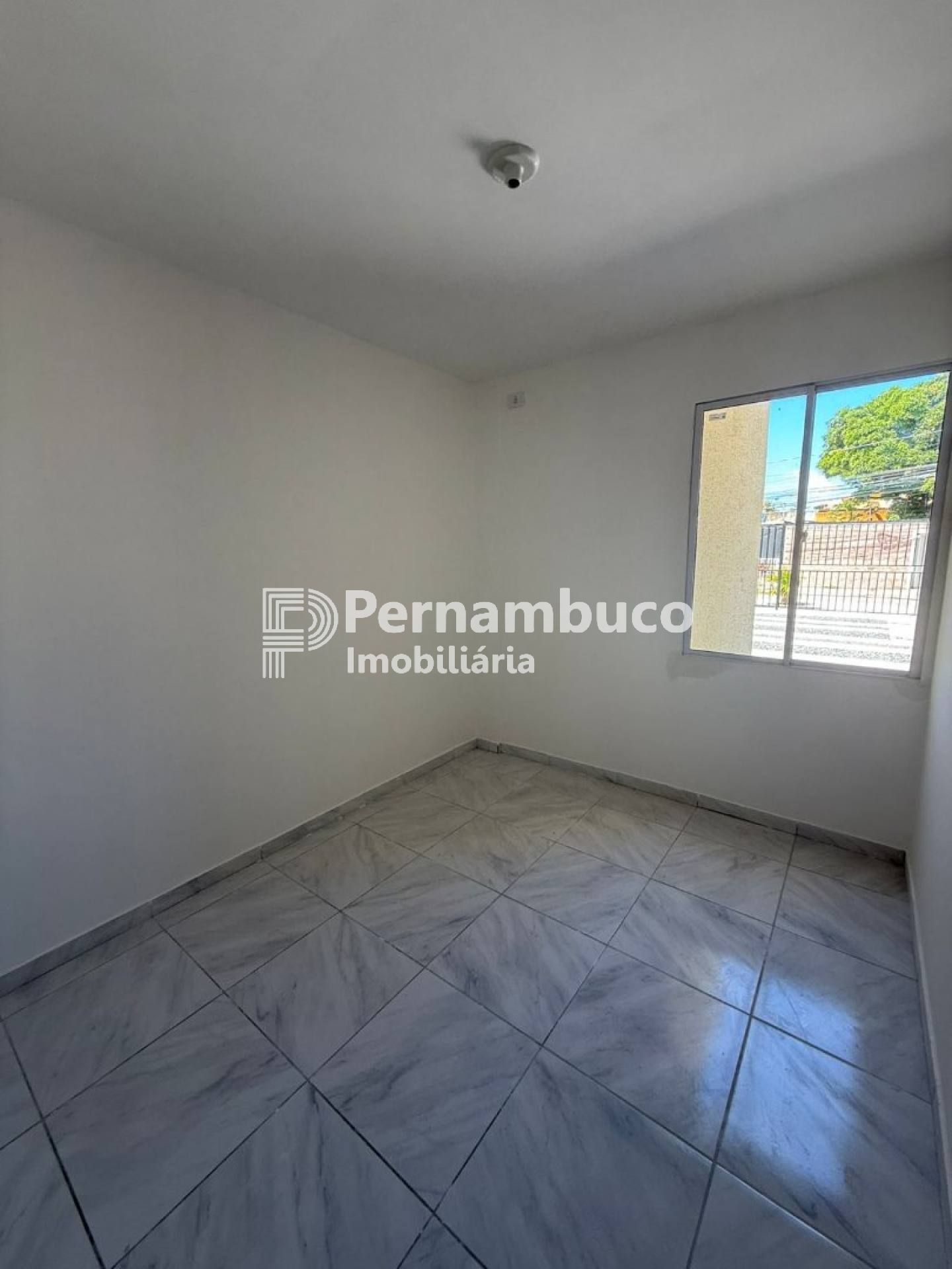 Apartamento Para Vender com 2 quartos: Residencial  Veneza no bairro Janga em Paulista