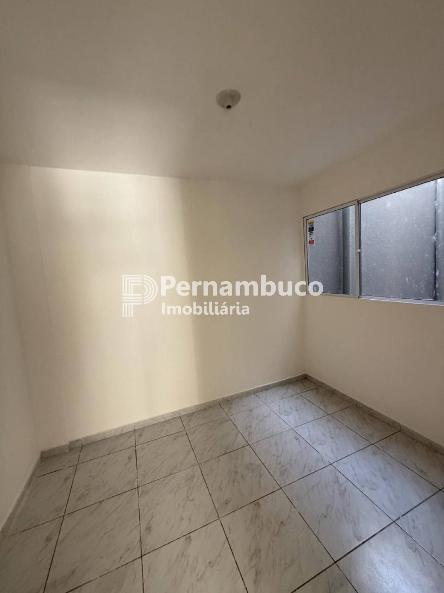 Apartamento Para Vender com 2 quartos: Residencial  Santa Isabel 1 no bairro Pau Amarelo em Paulista