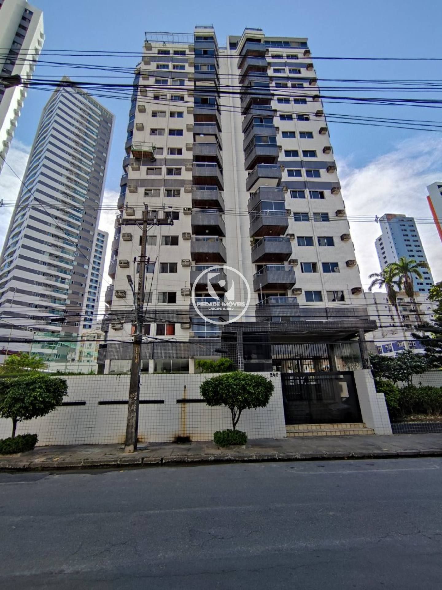 Apartamento à venda com 3 quartos, com 150m² de área privativa, em Boa Viagem