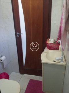 Espaçosa Casa de 3 Suítes com Salão de Festas e Piscina em Candeias