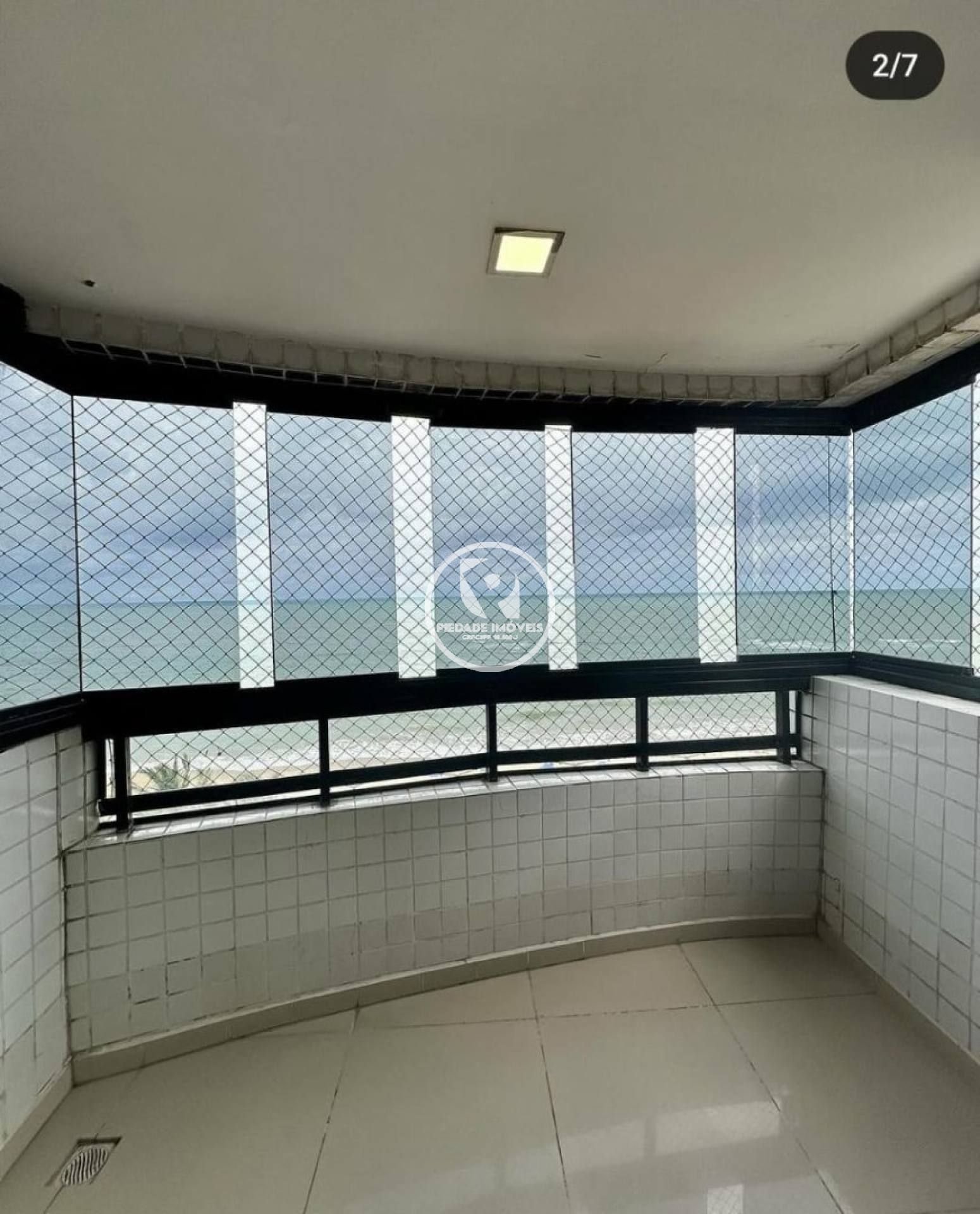 Apartamento Beira Mar Para Vender com  2 suítes no bairro Piedade em Jaboatão Dos Guararapes