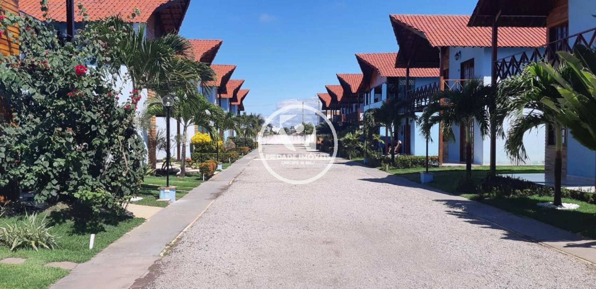 Casa no Condomínio  Village 3