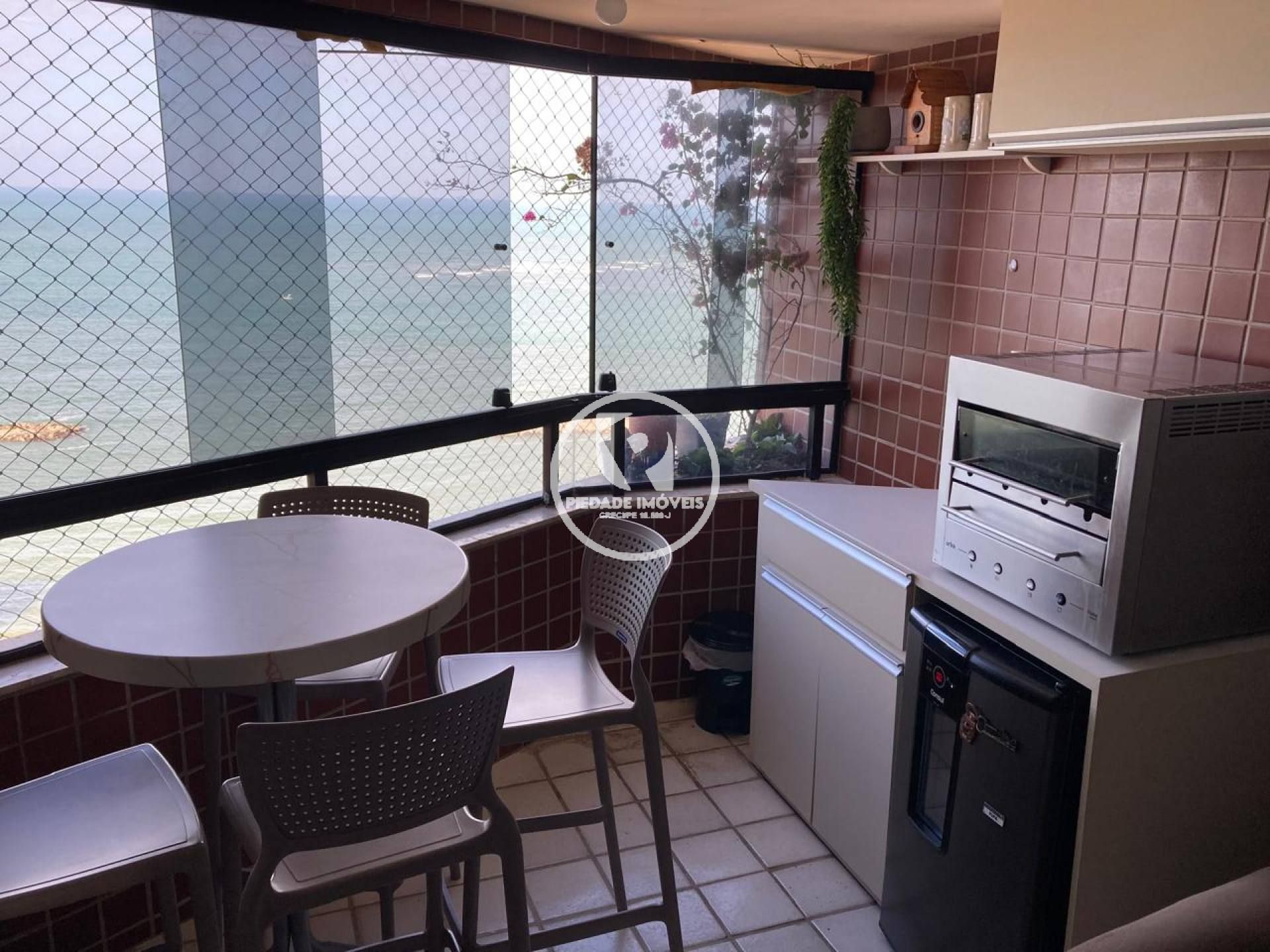 Apartamento Para Vender com 4 quartos 2 suítes à beira mar Candeias em Jaboatão Dos Guararapes