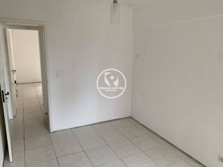 Apartamento Para Vender com 2 quartos 1 suítes no bairro de Setúbal (Boa Viagem) em Recife