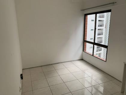 Apartamento Para Vender com 2 quartos 1 suítes no bairro de Setúbal (Boa Viagem) em Recife