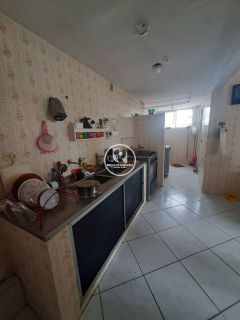 Ampla cobertura com vista mar em Candeias, no Edf. Alice Balbina