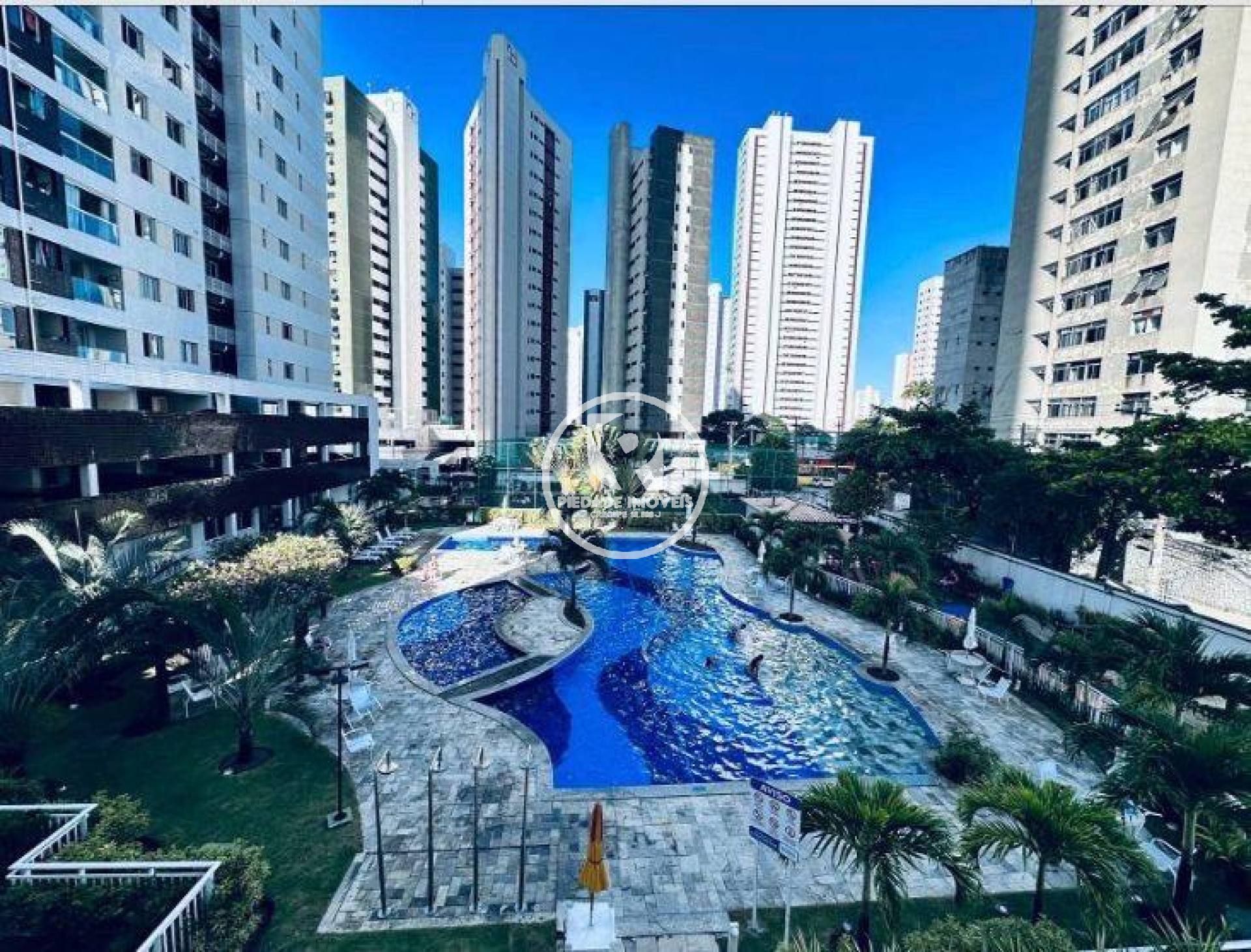 Apartamento Para Alugar com 3 quartos 1 suítes no bairro Boa Viagem em Recife