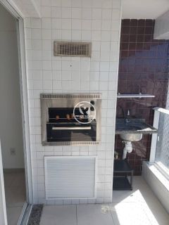 Apartamento Para Alugar com 3 quartos 1 suítes no bairro Boa Viagem em Recife