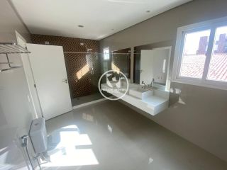 Casa Para Vender com 4 quartos 4 suítes no bairro Boa Viagem em Recife