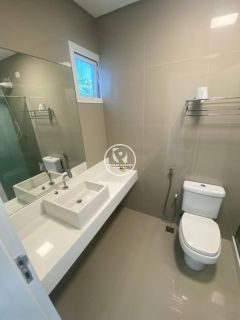 Casa Para Vender com 4 quartos 4 suítes no bairro Boa Viagem em Recife