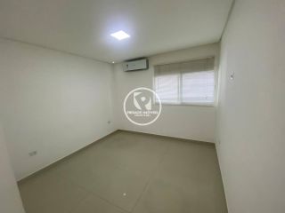 Casa Para Vender com 4 quartos 4 suítes no bairro Boa Viagem em Recife