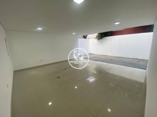 Casa Para Vender com 4 quartos 4 suítes no bairro Boa Viagem em Recife