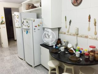 Apartamento Para Vender com 4 quartos 1 suítes à Beira Mar de  Piedade em Jaboatão Dos Guararapes