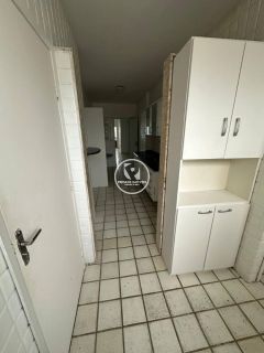 Apartamento Para Alugar com 4 quartos 2 suítes à Beira Mar de Candeias em Jaboatão Dos Guararapes