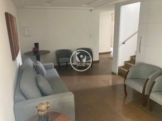 Apartamento Para Vender com 4 quartos 2 suítes à Beira Mar de Candeias em Jaboatão Dos Guararapes