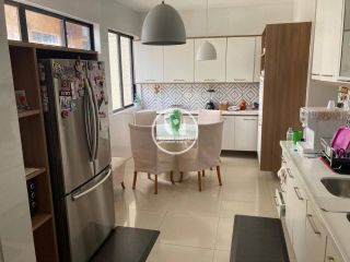 Apartamento Para Vender com 4 quartos 2 suítes à Beira Mar de Candeias em Jaboatão Dos Guararapes