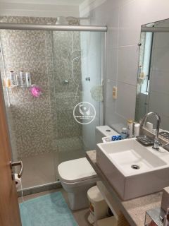 Apartamento Para Vender com 4 quartos 2 suítes à Beira Mar de Candeias em Jaboatão Dos Guararapes