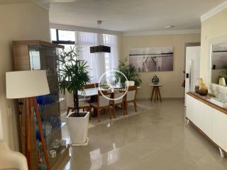 Apartamento Para Vender com 4 quartos 2 suítes à Beira Mar de Candeias em Jaboatão Dos Guararapes