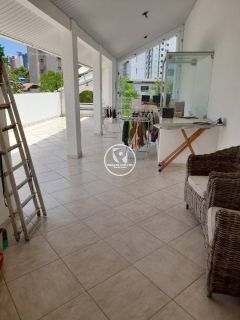 Casa Para Vender com 3 quartos 1 suítes no bairro Boa Viagem em Recife