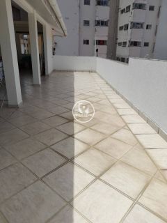 Casa Para Vender com 3 quartos 1 suítes no bairro Boa Viagem em Recife