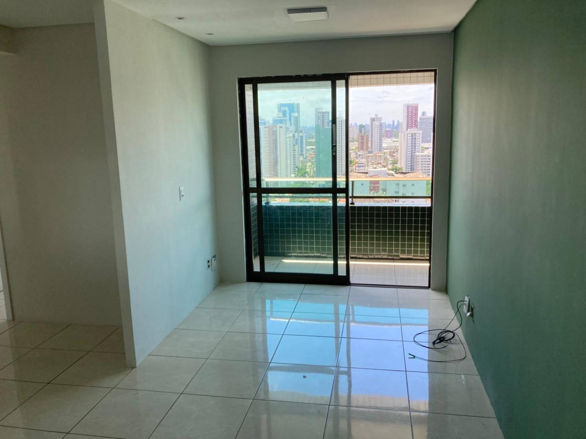 Apartamento Para Alugar com 2 quartos 1 suítes no bairro Boa Viagem em Recife