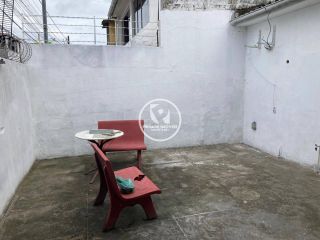 Casa Para Alugar com 3 quartos 1 suítes no bairro San Martin em Recife