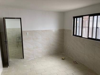 Casa Para Alugar com 2 quartos 1 suítes no bairro San Martin em Recife